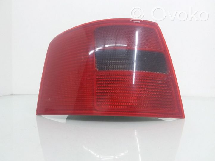 Audi A6 S6 C5 4B Lampa tylna RFBL3158B