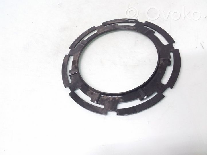 Volvo V60 In tank fuel pump screw locking ring/nut 31614D