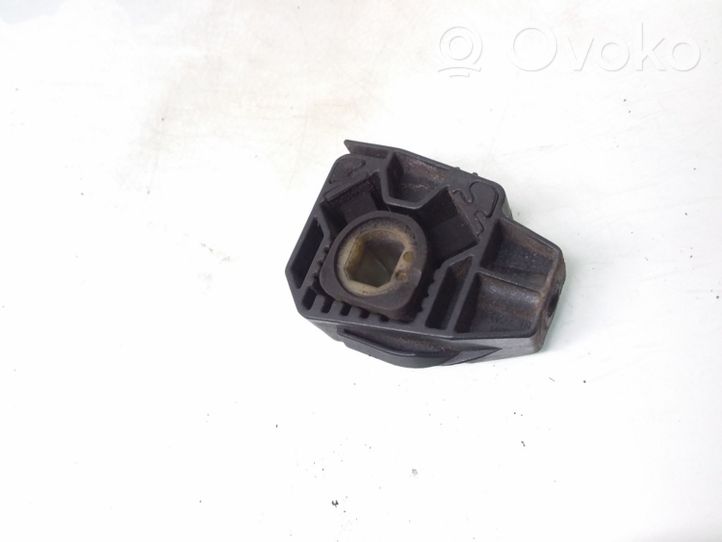 Skoda Fabia Mk1 (6Y) Staffa di montaggio del radiatore 012720B