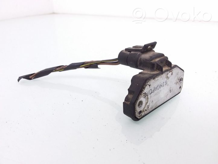 Opel Vectra B Ignition amplifier control unit 16160359