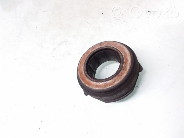 Volkswagen Polo IV 9N3 clutch release bearing 02A1411650