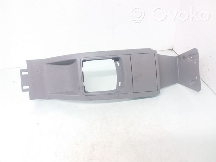 Volkswagen Polo IV 9N3 Gear shifter surround trim plastic 6Q1863241