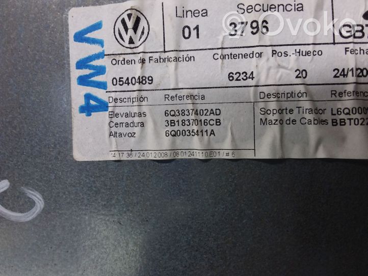 Volkswagen Polo IV 9N3 Alzacristalli elettrico della portiera anteriore 6Q3837402AD