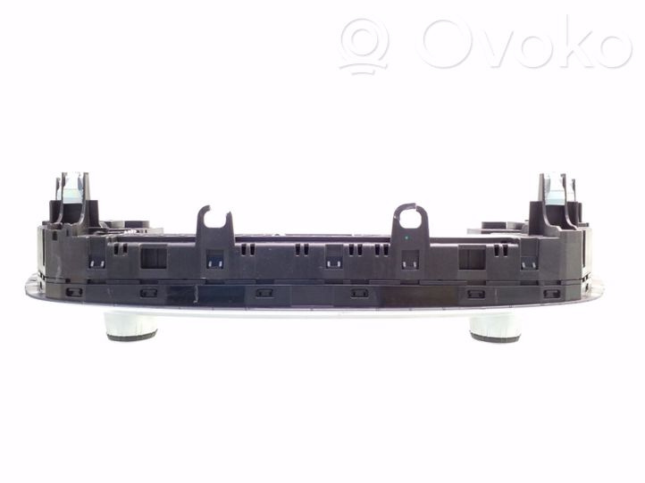 6822774 BMW 7 G11 G12 Radio / CD-Player / DVD-Player / Navigation 