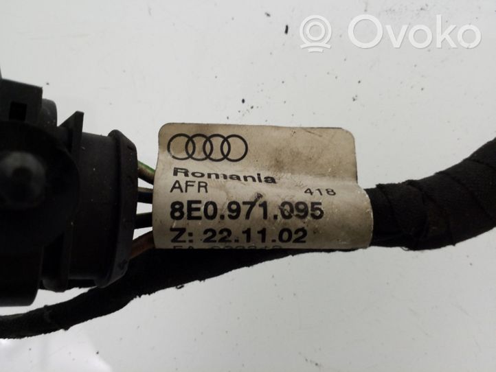 Audi A4 S4 B6 8E 8H Autres faisceaux de câbles 8E0971095