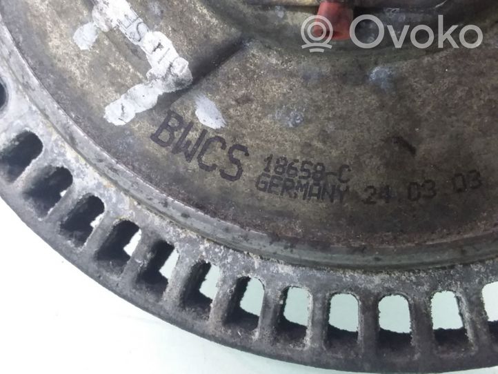 Audi A4 S4 B5 8D Viscous fan clutch 06B119145