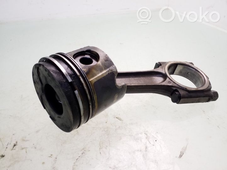 Peugeot 307 Piston avec bielle 085171