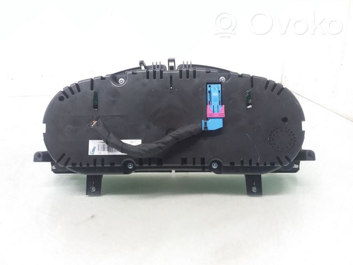 Volkswagen PASSAT B7 Speedometer (instrument cluster) 3AA920870P