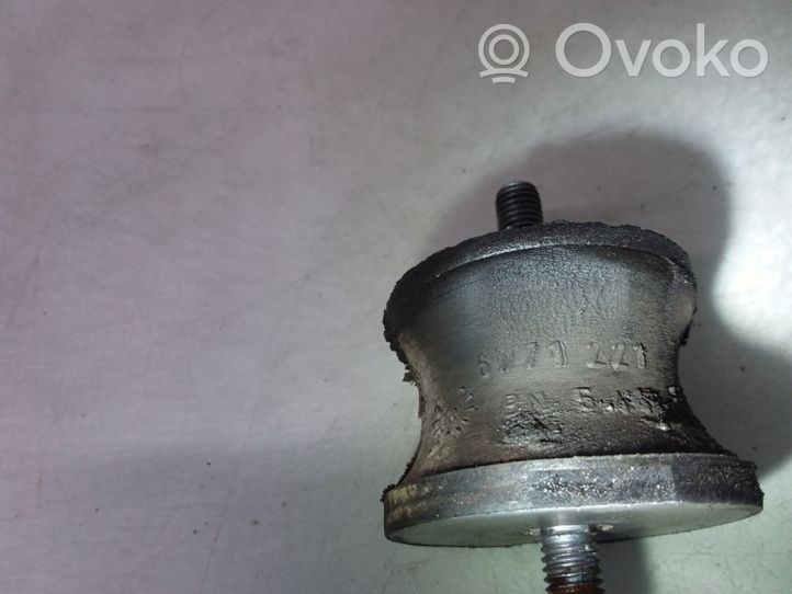 BMW 3 E46 Supporto della scatola del cambio 6771221