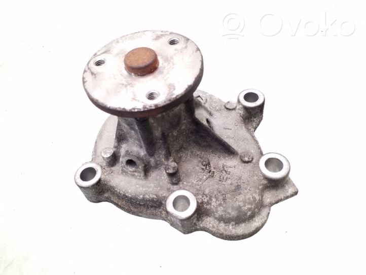 Opel Astra H Water pump 