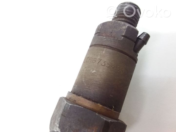 Mitsubishi Carisma Injecteur de carburant LCR6735401D