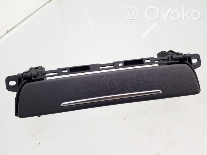 Audi A8 S8 D4 4H Instrumentu paneļa dekoratīvā apdare 4H0858381