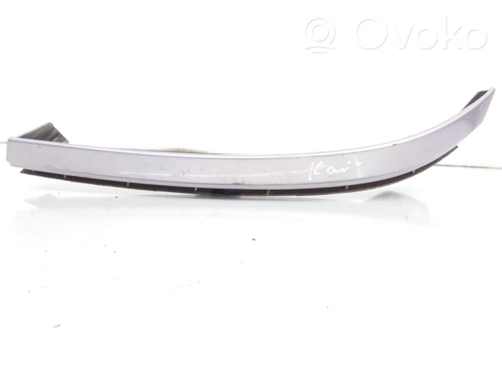 Opel Zafira A Moulure sous phares 90580651