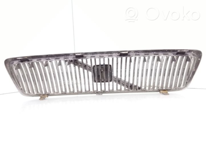 Volvo V70 Grille calandre supérieure de pare-chocs avant 9190385