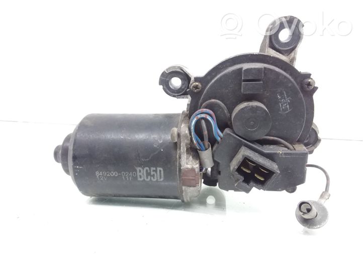 KIA Clarus Moteur d'essuie-glace 8492000240