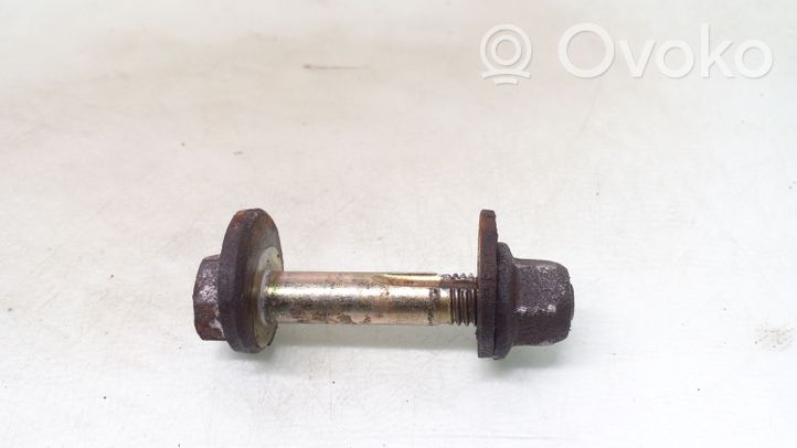 Ford Mondeo Mk III Rear suspension camber bolt 