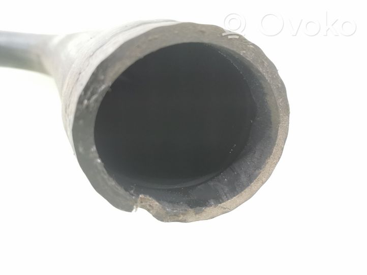 Opel Omega B2 Tube d'admission de tuyau de refroidisseur intermédiaire 9202971