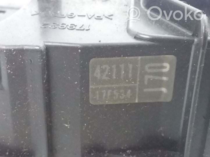 Toyota RAV 4 (XA30) Rankenėlių komplektas 4211117F534