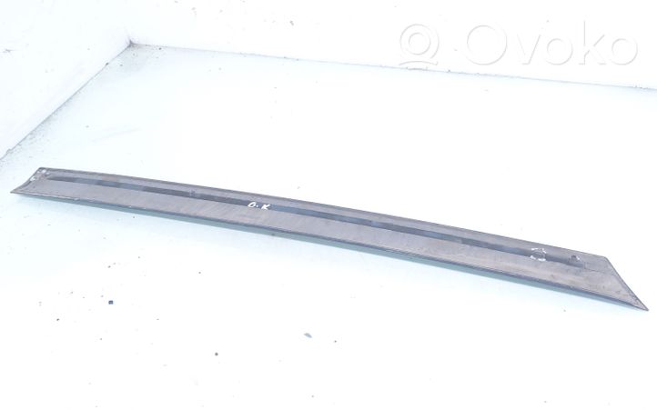 Audi A4 S4 B5 8D Rivestimento portiera posteriore (modanatura) 8D0853963B