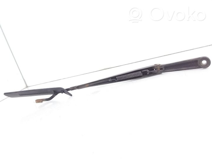 Opel Frontera B Front wiper blade arm 4024J3