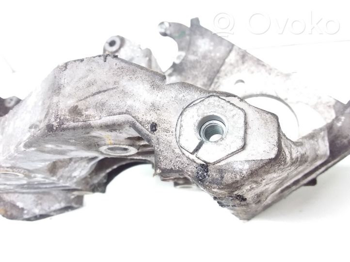 Volkswagen Bora Mocowanie alternatora 038903143H