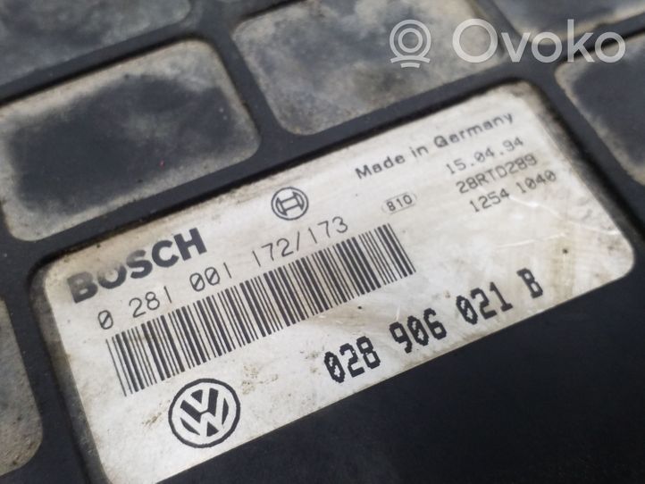 Volkswagen PASSAT B4 Centralina/modulo del motore 0281001172