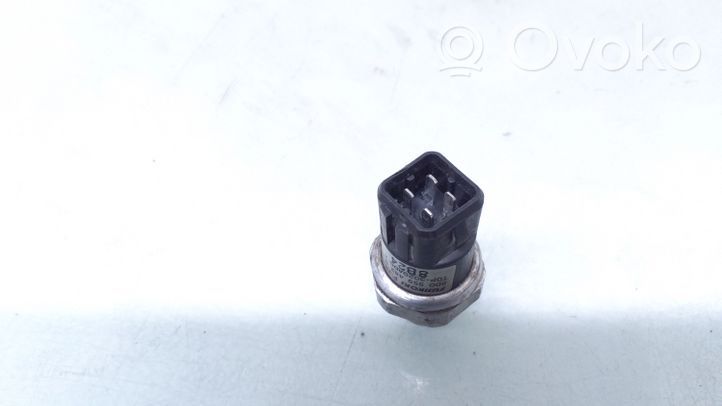 Audi A8 S8 D2 4D Air conditioning (A/C) pressure sensor 8D0959482B