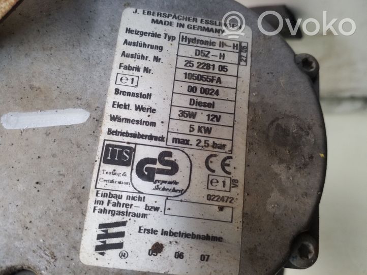 Toyota Avensis T250 Unité de préchauffage auxiliaire Webasto 25228105