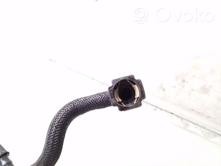 Peugeot 307 Tuyau d'alimentation conduite de carburant 