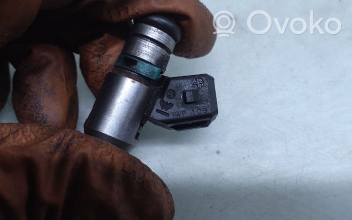 Fiat Stilo Injecteur de carburant IWP109