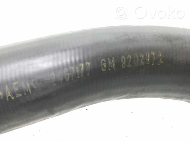 Opel Omega B2 Tube d'admission de tuyau de refroidisseur intermédiaire 9202972