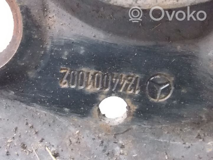 Mercedes-Benz E W124 R 15 plieninis štampuotas ratlankis (-iai) 1244001002