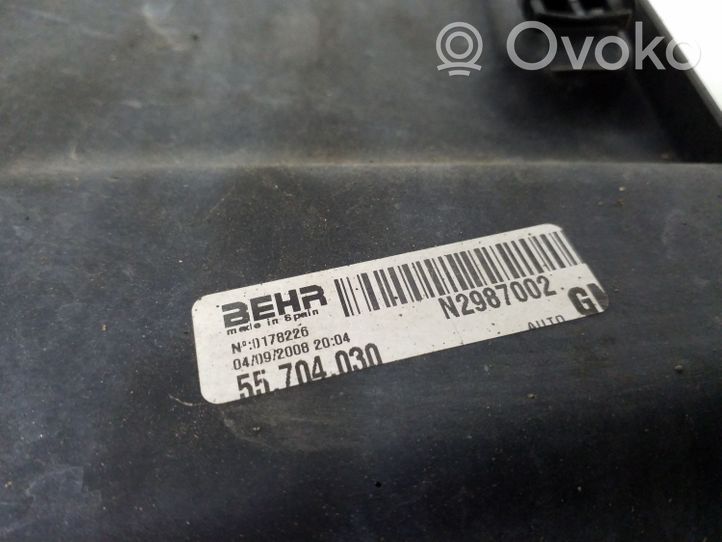 Opel Corsa D Ventilatore di raffreddamento elettrico del radiatore 55702179