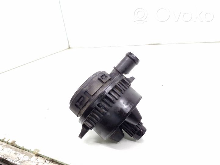 Audi A6 S6 C6 4F Oil breather separator 057103495L