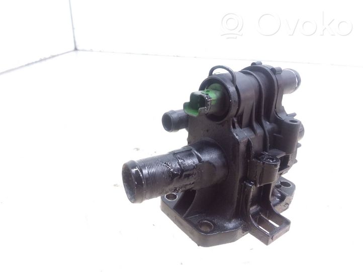 Volvo V50 Boîtier de thermostat / thermostat 9647767180