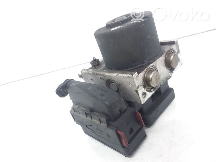 AC 428 Pompe ABS 13157575