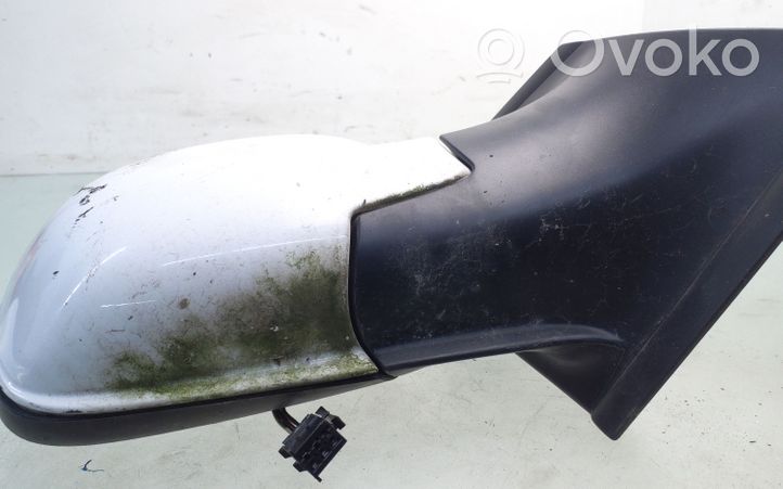 Mercedes-Benz Vaneo W414 Front door electric wing mirror 216542