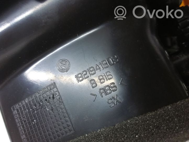 Fiat Croma Aizmugurējā gaisa - ventilācijas reste 1821941303