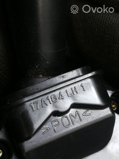 Toyota Avensis T220 Stikla tīrītāja vadības pogas kātiņš 17A164LH1