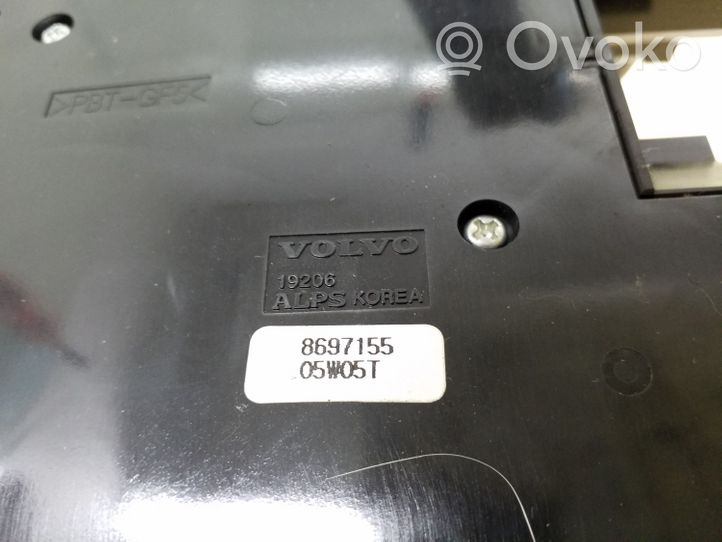 Volvo V50 Panel klimatyzacji 8697155