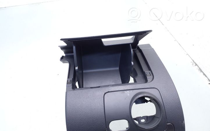 Volkswagen Golf V Boîte / compartiment de rangement pour tableau de bord 1K1858367N