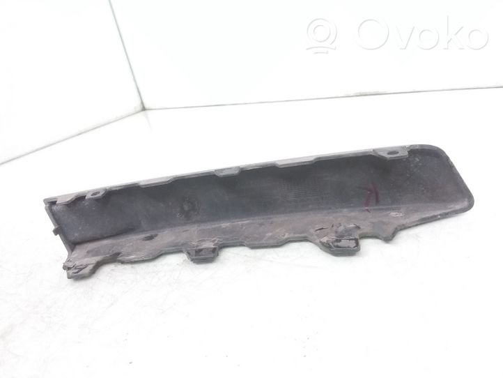 Volkswagen PASSAT B6 Moulure de pare-chocs avant 3C0807645A