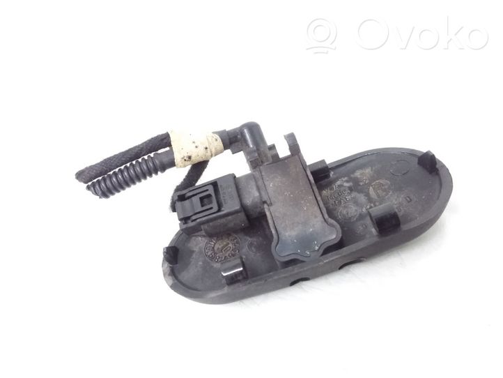 Audi A4 S4 B7 8E 8H Windshield washer spray nozzle 8E0955988D