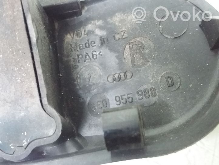 Audi A4 S4 B7 8E 8H Langų skysčio purkštukas (-ai) priekinio stiklo 8E0955988D