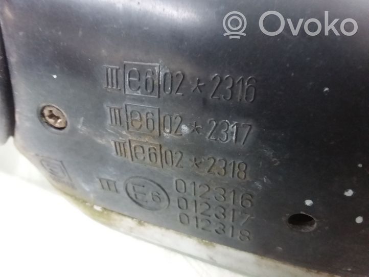 Audi A6 S6 C5 4B Etuoven sähköinen sivupeili 022316