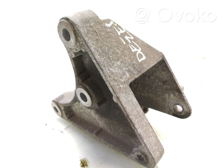 Opel Vectra C Gearbox mounting bracket 13178661