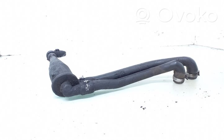 Audi A6 S6 C4 4A Breather/breather pipe/hose 046103495A