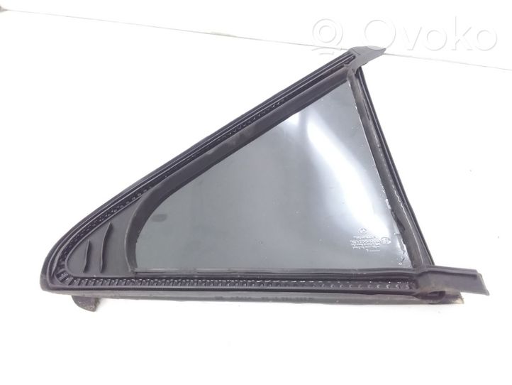 Mercedes-Benz S W220 Rear vent window glass 2207300120