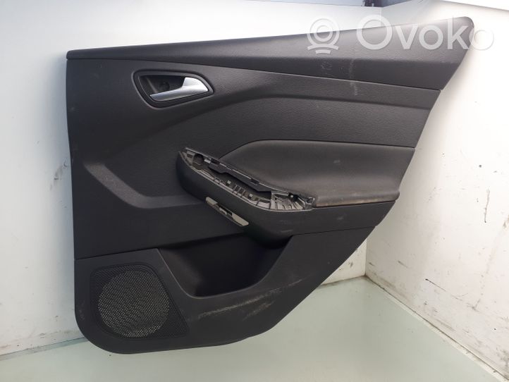 Ford Focus Rivestimento del pannello della portiera posteriore BM51A27407A