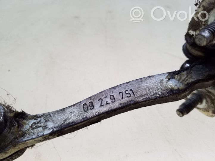 Opel Vectra C Ribotuvas galinių durų atvėrimo 09229751